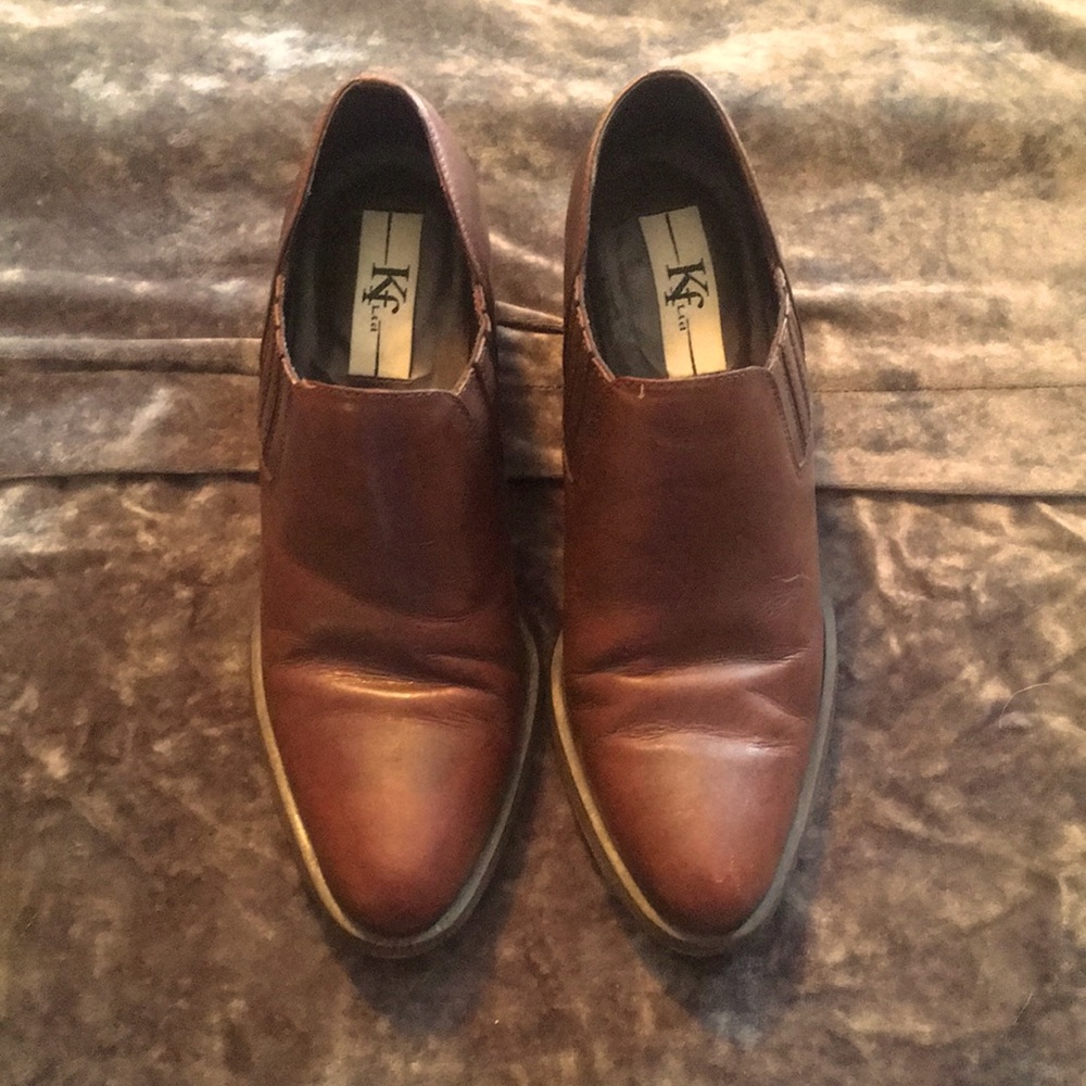 KF Ltd Women’s leather boot. Size 7.5